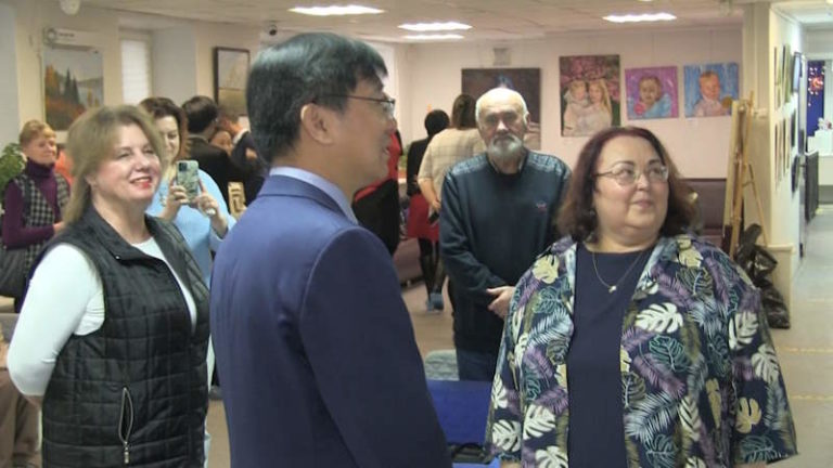  Советник-Посланник Посольства Китайской Народной Республики в РФ, приветствовал персональную выставку члена Союза Русских Художников